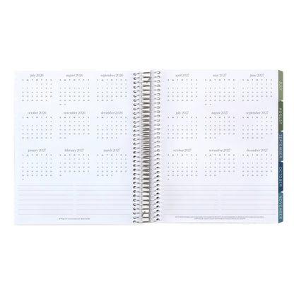 7x9 Crochet Neutrals Academic Planner (August 2026 - July 2027), Toile interior, non-metallic, platinum coil