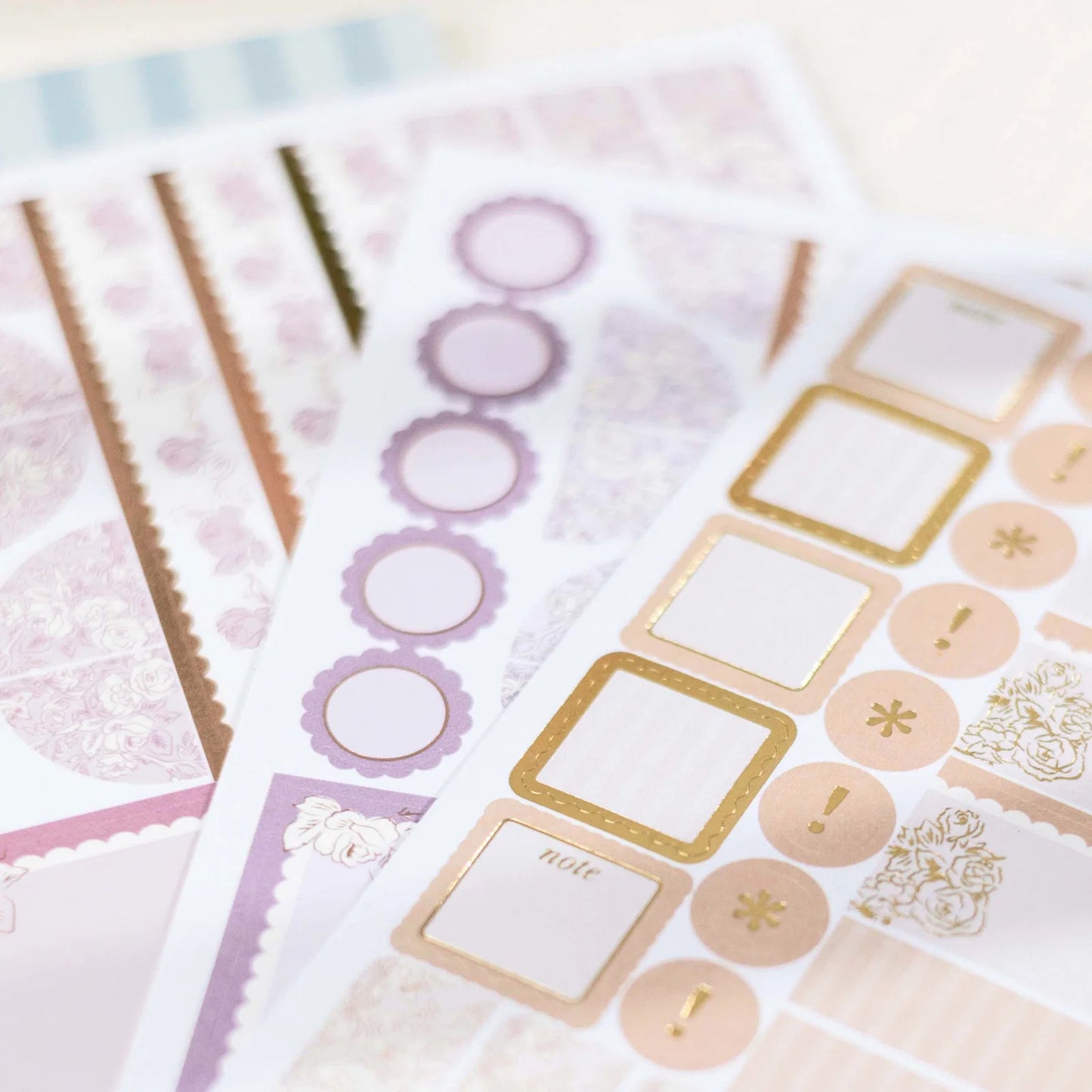 Toile Classic Sticker Book